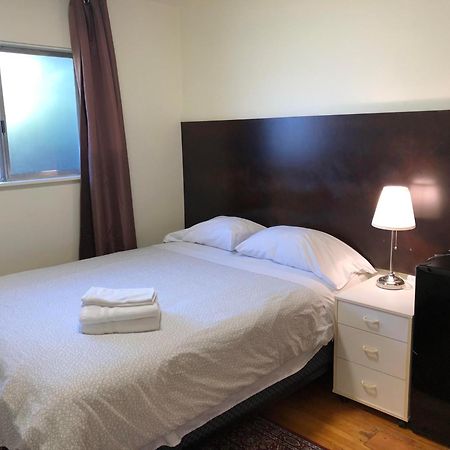 Comfort Cottage Guest House Near Subway Station, Bus And Downtown Vancouver Buitenkant foto