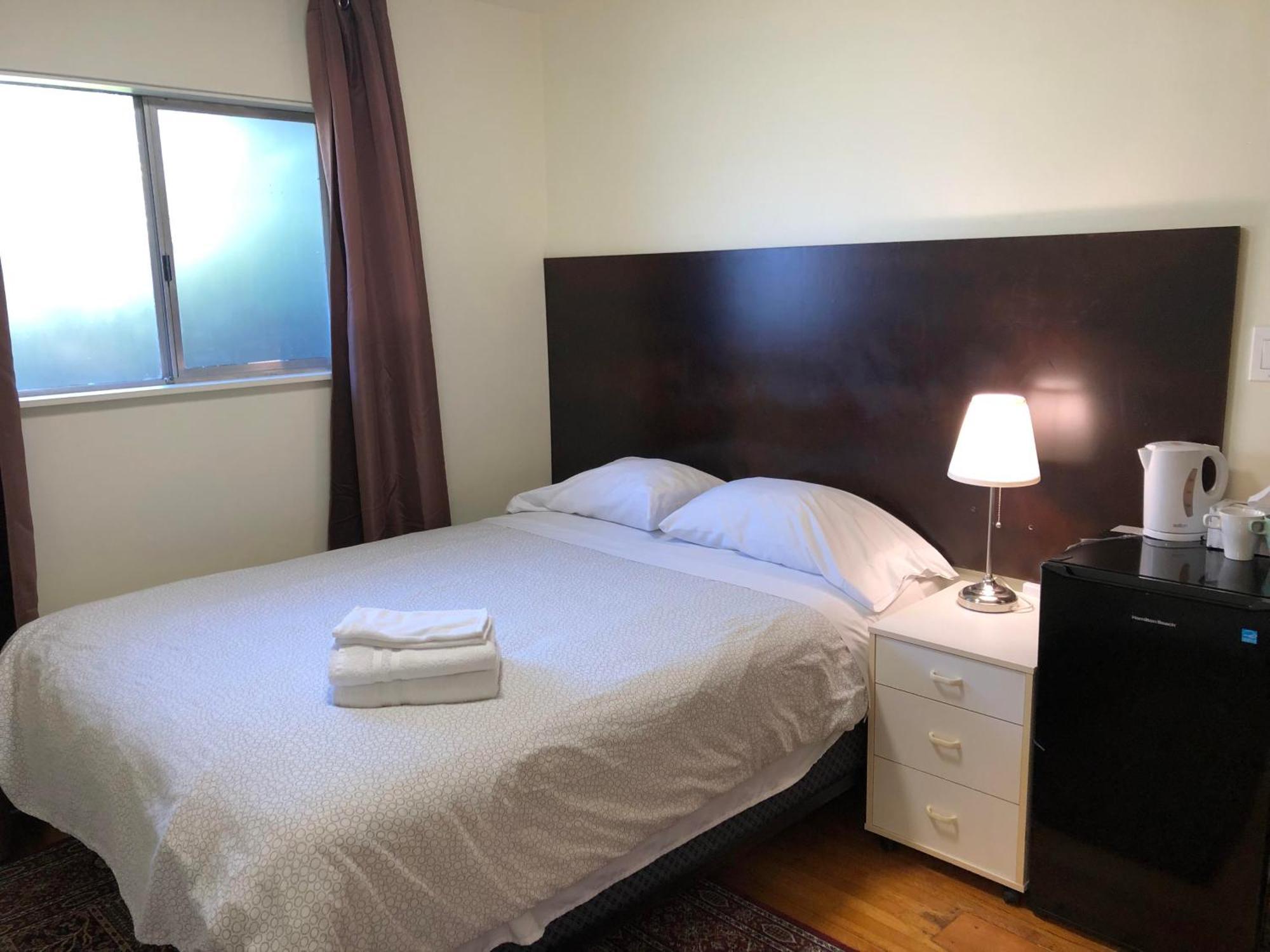 Comfort Cottage Guest House Near Subway Station, Bus And Downtown Vancouver Buitenkant foto